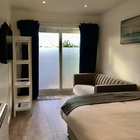 Harbour - With Parking *