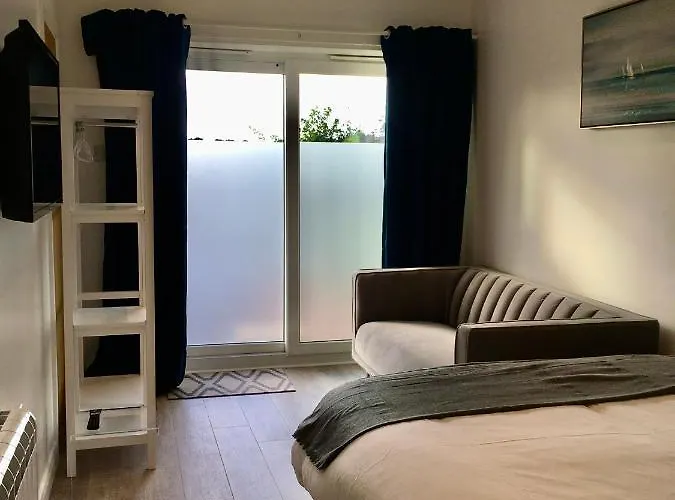 Harbour - With Parking *